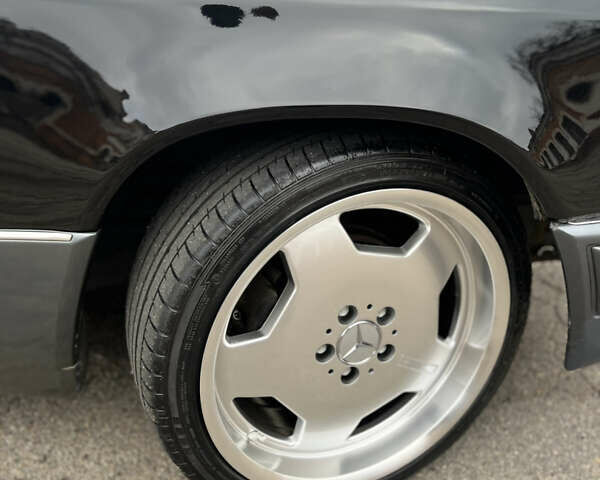 Черный Мерседес Е-Класс, объемом двигателя 2.2 л и пробегом 251 тыс. км за 7500 $, фото 12 на Automoto.ua