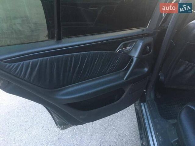 Мерседес Е-Клас 1998 у Вінниці на Automoto.ua Чорний Мерседес Е-Клас, об'ємом двигуна 3.2 л та пробігом 417 тис. км за 4500 $, фото 7 на Automoto.ua