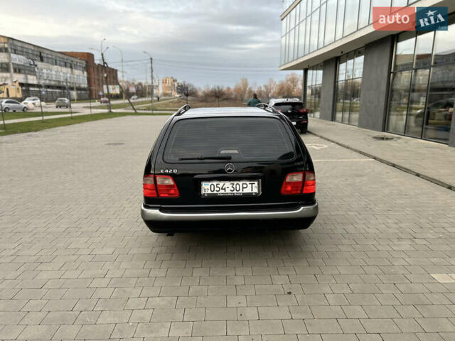 Черный Мерседес Е-Класс, объемом двигателя 2.4 л и пробегом 300 тыс. км за 3500 $, фото 3 на Automoto.ua