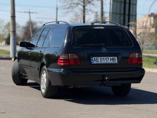 Мерседес Е-Класс 2000 в Кривом Роге на Automoto.ua Черный Мерседес Е-Класс, объемом двигателя 2.2 л и пробегом 442 тыс. км за 6500 $, фото 8 на Automoto.ua