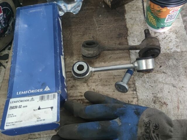 Чорний Мерседес Е-Клас, об'ємом двигуна 0 л та пробігом 350 тис. км за 2100 $, фото 7 на Automoto.ua