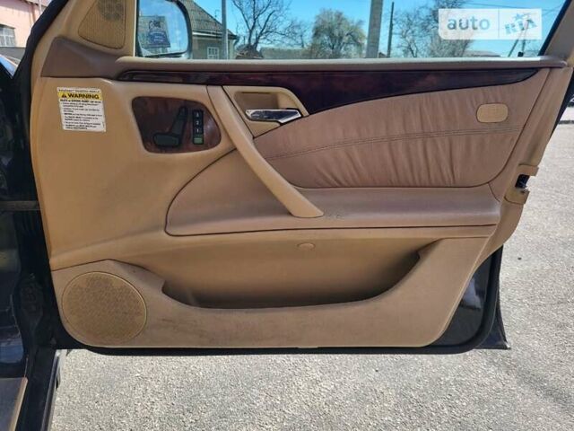 Черный Мерседес Е-Класс, объемом двигателя 3.2 л и пробегом 280 тыс. км за 3499 $, фото 15 на Automoto.ua