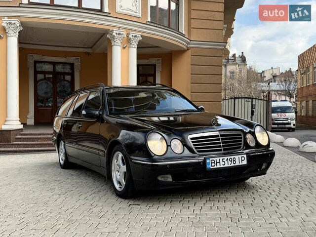 Черный Мерседес Е-Класс, объемом двигателя 3.22 л и пробегом 200 тыс. км за 3900 $, фото 2 на Automoto.ua