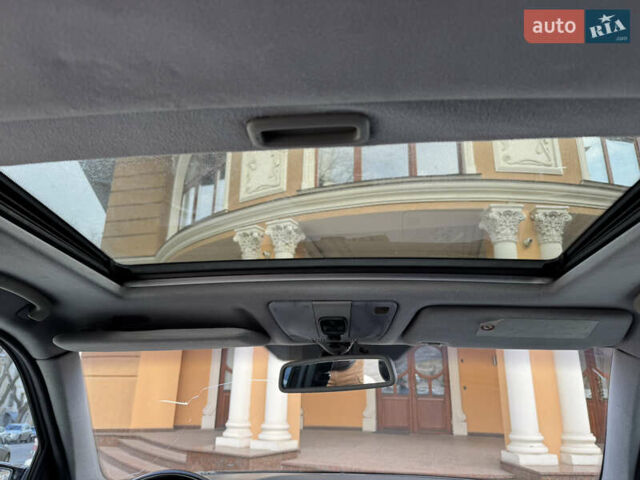 Черный Мерседес Е-Класс, объемом двигателя 3.22 л и пробегом 200 тыс. км за 3900 $, фото 9 на Automoto.ua