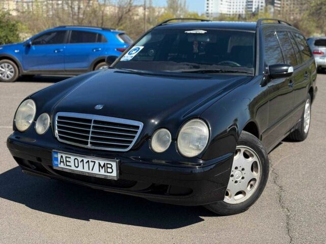 Мерседес Е-Класс 2000 в Кривом Роге на Automoto.ua Черный Мерседес Е-Класс, объемом двигателя 2.2 л и пробегом 442 тыс. км за 6500 $, фото 4 на Automoto.ua