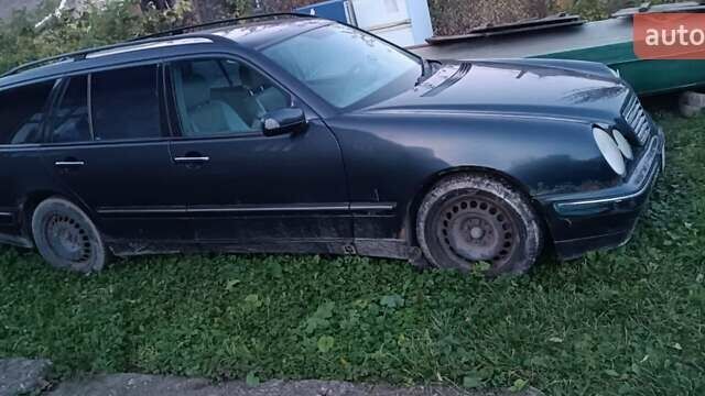 Черный Мерседес Е-Класс, объемом двигателя 3 л и пробегом 3 тыс. км за 2100 $, фото 1 на Automoto.ua