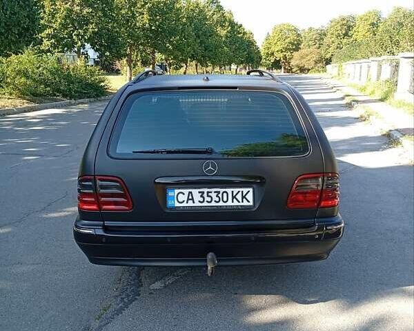 Черный Мерседес Е-Класс, объемом двигателя 3.2 л и пробегом 365 тыс. км за 6300 $, фото 13 на Automoto.ua