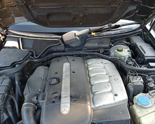 Черный Мерседес Е-Класс, объемом двигателя 3.2 л и пробегом 365 тыс. км за 6300 $, фото 12 на Automoto.ua