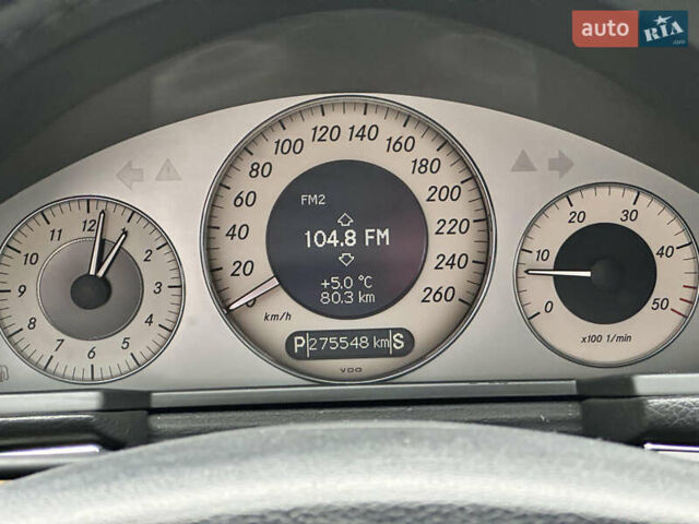 Черный Мерседес Е-Класс, объемом двигателя 3.22 л и пробегом 275 тыс. км за 6500 $, фото 30 на Automoto.ua