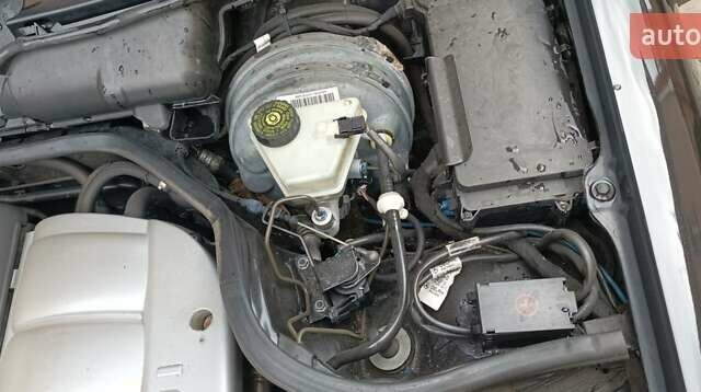 Чорний Мерседес Е-Клас, об'ємом двигуна 2.2 л та пробігом 418 тис. км за 6700 $, фото 29 на Automoto.ua