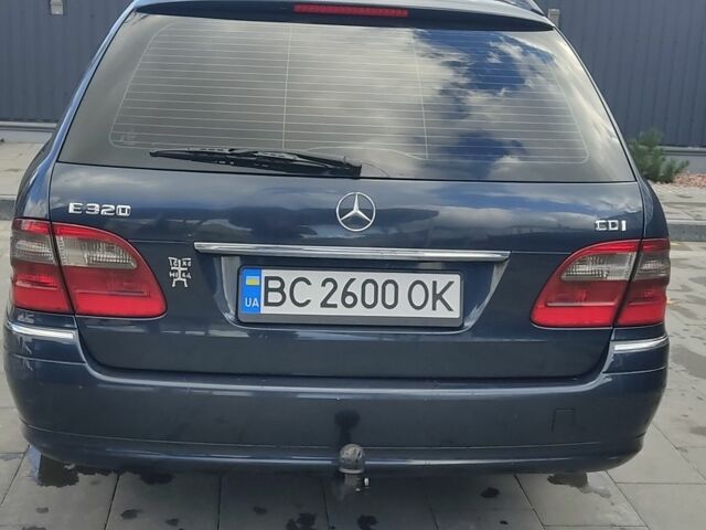 Мерседес Е-Класс 2003 в Самборе на Automoto.ua Черный Мерседес Е-Класс, объемом двигателя 3.2 л и пробегом 295 тыс. км за 7700 $, фото 1 на Automoto.ua