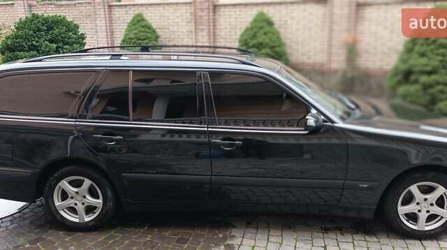 Чорний Мерседес Е-Клас, об'ємом двигуна 2.2 л та пробігом 418 тис. км за 6700 $, фото 5 на Automoto.ua