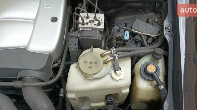 Чорний Мерседес Е-Клас, об'ємом двигуна 2.2 л та пробігом 418 тис. км за 6700 $, фото 27 на Automoto.ua