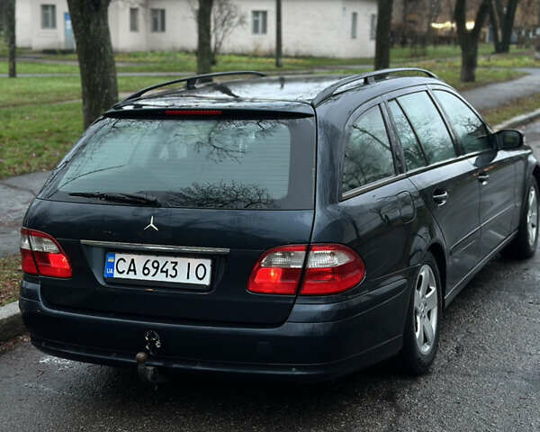 Черный Мерседес Е-Класс, объемом двигателя 2.2 л и пробегом 330 тыс. км за 5200 $, фото 5 на Automoto.ua