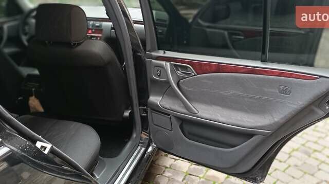 Чорний Мерседес Е-Клас, об'ємом двигуна 2.2 л та пробігом 418 тис. км за 6700 $, фото 1 на Automoto.ua