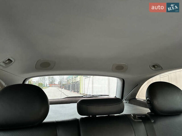 Черный Мерседес Е-Класс, объемом двигателя 3.22 л и пробегом 275 тыс. км за 6500 $, фото 24 на Automoto.ua