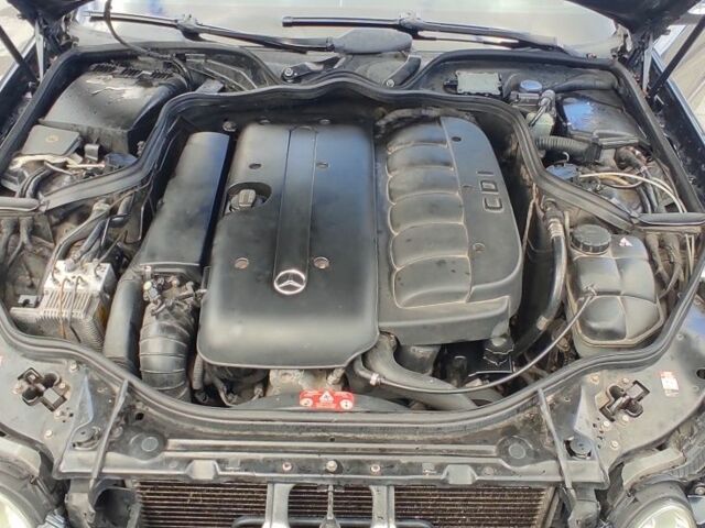 Мерседес Е-Класс 2003 в Самборе на Automoto.ua Черный Мерседес Е-Класс, объемом двигателя 3.2 л и пробегом 295 тыс. км за 7700 $, фото 7 на Automoto.ua