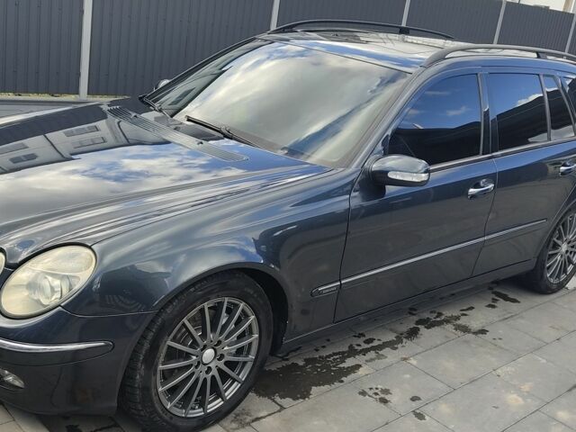 Мерседес Е-Класс 2003 в Самборе на Automoto.ua Черный Мерседес Е-Класс, объемом двигателя 3.2 л и пробегом 295 тыс. км за 7700 $, фото 6 на Automoto.ua