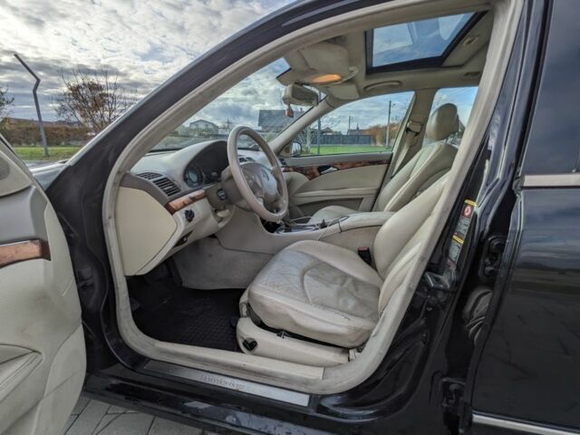 Мерседес Е-Клас 2004 у Рівному на Automoto.ua Чорний Мерседес Е-Клас, об'ємом двигуна 0 л та пробігом 300 тис. км за 2800 $, фото 6 на Automoto.ua