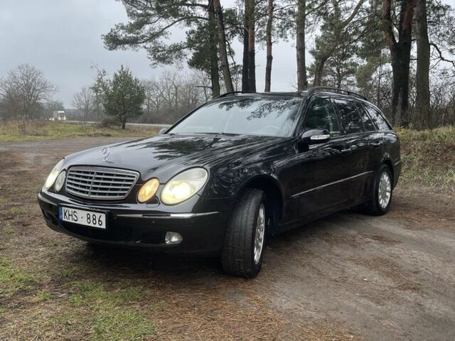 Черный Мерседес Е-Класс, объемом двигателя 3.2 л и пробегом 300 тыс. км за 2650 $, фото 1 на Automoto.ua