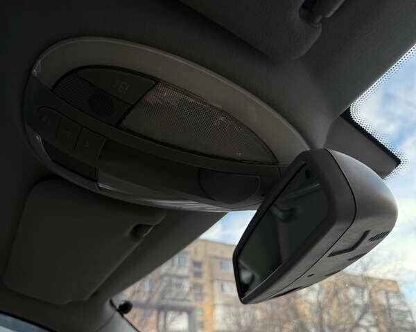 Черный Мерседес Е-Класс, объемом двигателя 2.7 л и пробегом 350 тыс. км за 7800 $, фото 23 на Automoto.ua