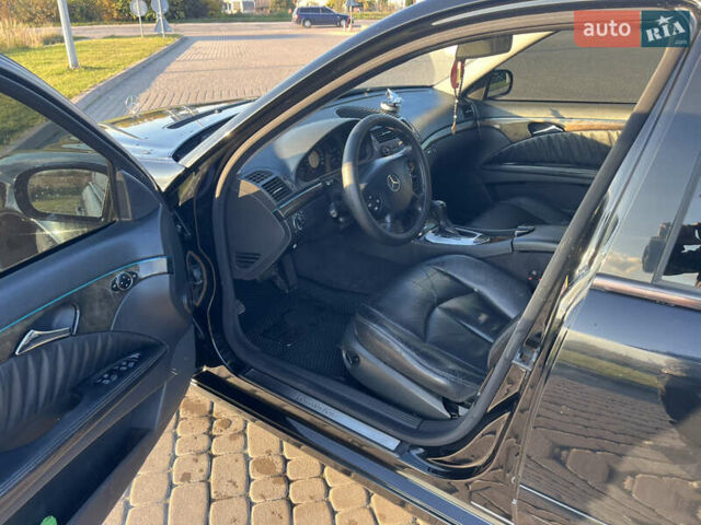 Черный Мерседес Е-Класс, объемом двигателя 2.69 л и пробегом 444 тыс. км за 6500 $, фото 13 на Automoto.ua