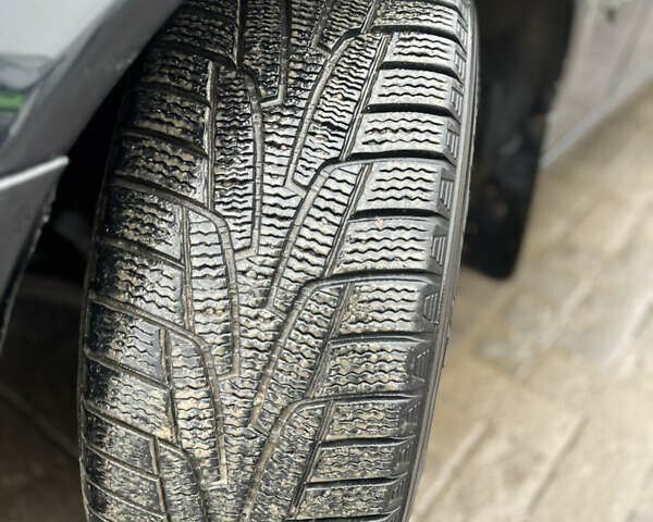 Черный Мерседес Е-Класс, объемом двигателя 2.7 л и пробегом 356 тыс. км за 4700 $, фото 14 на Automoto.ua