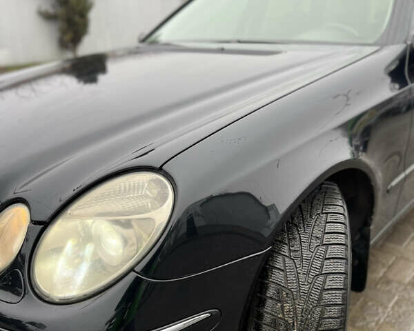 Черный Мерседес Е-Класс, объемом двигателя 2.7 л и пробегом 356 тыс. км за 4700 $, фото 12 на Automoto.ua