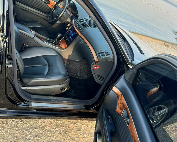 Черный Мерседес Е-Класс, объемом двигателя 2.69 л и пробегом 330 тыс. км за 6542 $, фото 23 на Automoto.ua