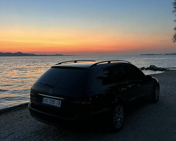 Черный Мерседес Е-Класс, объемом двигателя 2.69 л и пробегом 330 тыс. км за 6542 $, фото 11 на Automoto.ua