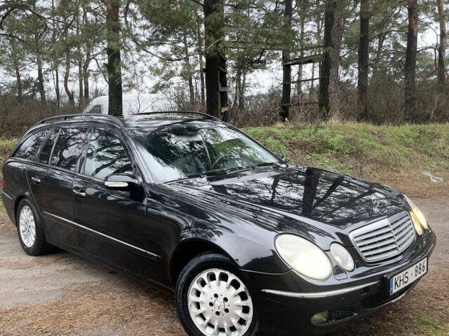 Черный Мерседес Е-Класс, объемом двигателя 3.2 л и пробегом 300 тыс. км за 2650 $, фото 5 на Automoto.ua