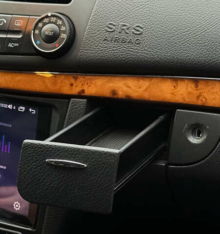 Черный Мерседес Е-Класс, объемом двигателя 2.7 л и пробегом 350 тыс. км за 7800 $, фото 30 на Automoto.ua