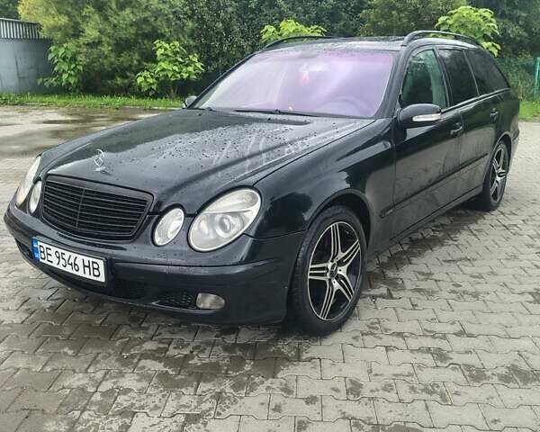 Чорний Мерседес Е-Клас, об'ємом двигуна 3.2 л та пробігом 359 тис. км за 5850 $, фото 9 на Automoto.ua