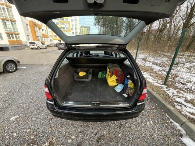 Черный Мерседес Е-Класс, объемом двигателя 1.8 л и пробегом 245 тыс. км за 6300 $, фото 2 на Automoto.ua