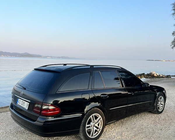 Черный Мерседес Е-Класс, объемом двигателя 2.69 л и пробегом 330 тыс. км за 6542 $, фото 7 на Automoto.ua