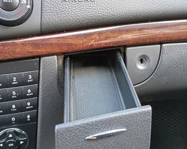 Черный Мерседес Е-Класс, объемом двигателя 2.1 л и пробегом 322 тыс. км за 6699 $, фото 29 на Automoto.ua