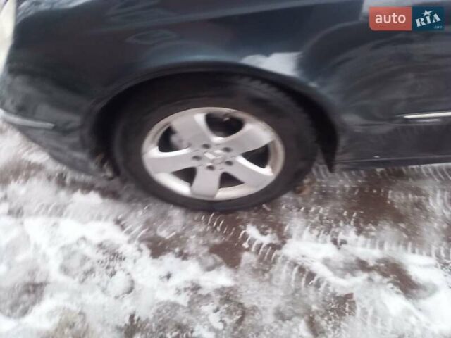 Черный Мерседес Е-Класс, объемом двигателя 2.7 л и пробегом 238 тыс. км за 6800 $, фото 49 на Automoto.ua