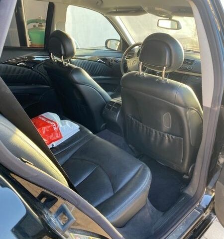 Черный Мерседес Е-Класс, объемом двигателя 3.22 л и пробегом 343 тыс. км за 6650 $, фото 7 на Automoto.ua