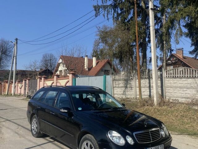 Черный Мерседес Е-Класс, объемом двигателя 1.8 л и пробегом 250 тыс. км за 6100 $, фото 1 на Automoto.ua