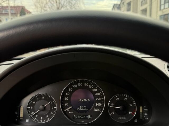 Чорний Мерседес Е-Клас, об'ємом двигуна 2.7 л та пробігом 350 тис. км за 7900 $, фото 7 на Automoto.ua