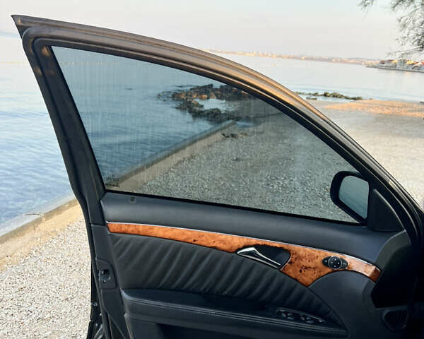 Черный Мерседес Е-Класс, объемом двигателя 2.69 л и пробегом 330 тыс. км за 6542 $, фото 15 на Automoto.ua