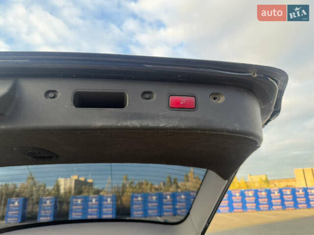 Мерседес Е-Клас 2005 у Вінниці на Automoto.ua Чорний Мерседес Е-Клас, об'ємом двигуна 2.99 л та пробігом 315 тис. км за 7500 $, фото 7 на Automoto.ua