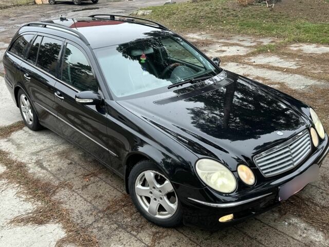 Черный Мерседес Е-Класс, объемом двигателя 3.2 л и пробегом 280 тыс. км за 3600 $, фото 2 на Automoto.ua