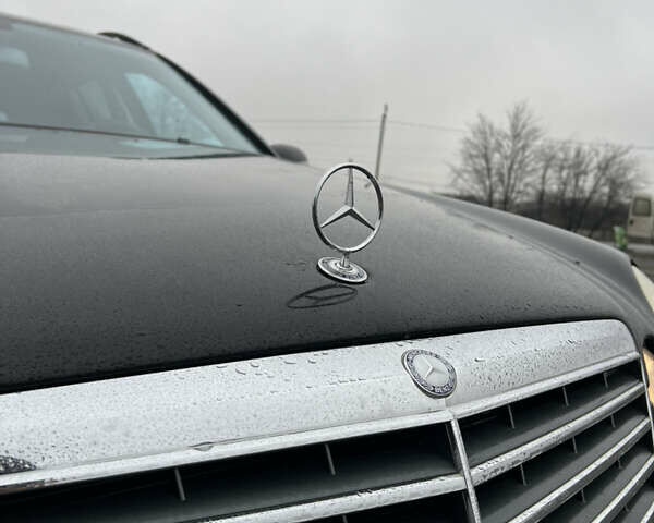 Чорний Мерседес Е-Клас, об'ємом двигуна 2.99 л та пробігом 270 тис. км за 6999 $, фото 24 на Automoto.ua