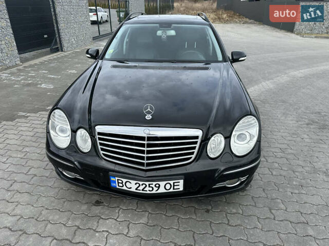 Черный Мерседес Е-Класс, объемом двигателя 2.99 л и пробегом 310 тыс. км за 8100 $, фото 40 на Automoto.ua