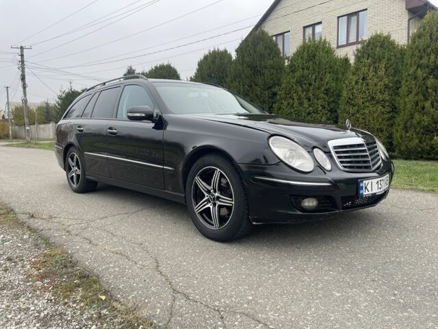 Черный Мерседес Е-Класс, объемом двигателя 3 л и пробегом 358 тыс. км за 5500 $, фото 17 на Automoto.ua