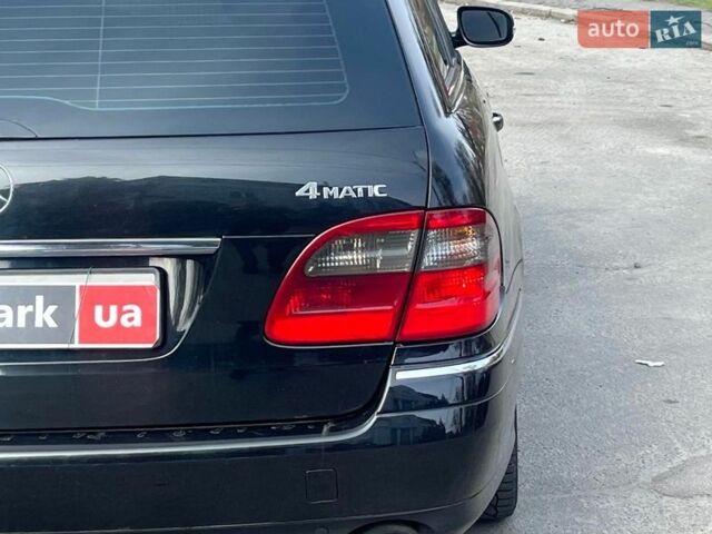 Черный Мерседес Е-Класс, объемом двигателя 3 л и пробегом 375 тыс. км за 8290 $, фото 10 на Automoto.ua