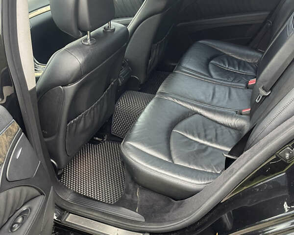 Черный Мерседес Е-Класс, объемом двигателя 2.99 л и пробегом 358 тыс. км за 5400 $, фото 11 на Automoto.ua