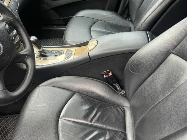 Черный Мерседес Е-Класс, объемом двигателя 3 л и пробегом 358 тыс. км за 5500 $, фото 10 на Automoto.ua