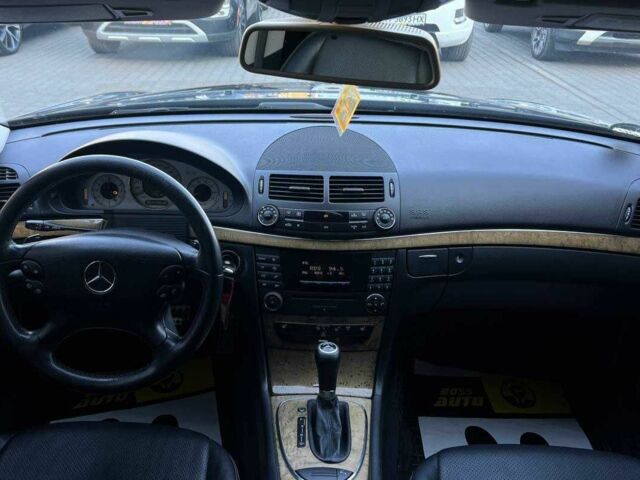 Черный Мерседес Е-Класс, объемом двигателя 3 л и пробегом 230 тыс. км за 8800 $, фото 18 на Automoto.ua